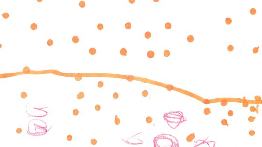 Ručne kreslený obal albumu Zumin s oranžovými bodkami, oranžovou zvlnenou líniou a ružovými kresbami na bielom pozadí.